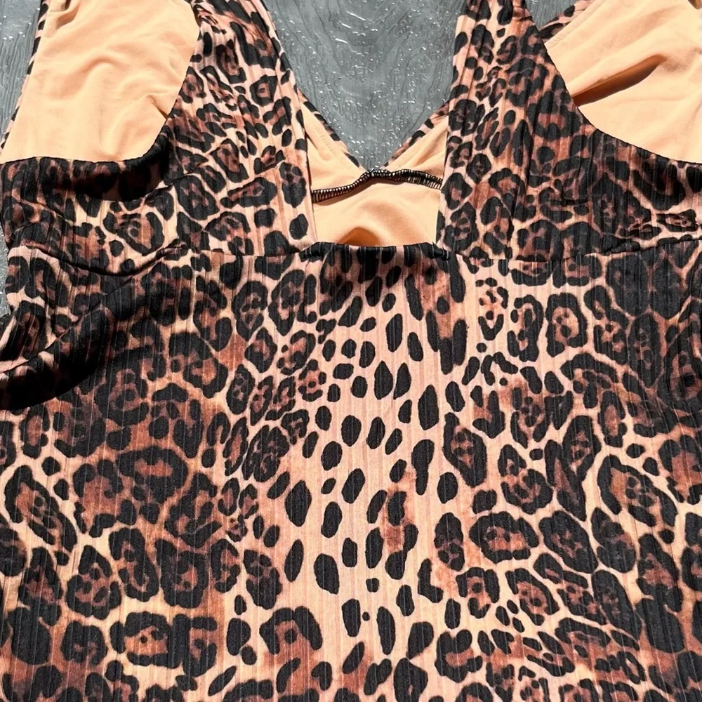 ASOS Maternity Leopard Print One Piece NWOT - Picture 10 of 13